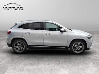 Mercedes-Benz GLA 180 D AMG Line Advanced Plus 8G-DCT Blu/Azzurro usata Lucca