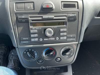 Ford Fiesta AUTO CON POCHI CHILOMETRI VALIDA PER NEOPATENTATI usata CALCINAIA