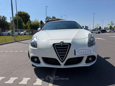 Alfa Romeo Giulietta Alfa Romeo Giulietta 2.0 JTDM 16V Distinctive #10774 Bianco usata Samarate
