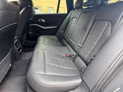 BMW Serie 3 330d 330 330d Touring mhev 48V xdrive auto PELLE-WIDESCREEN-SERBATOIO MAGGIORATO Grigio usata Erba