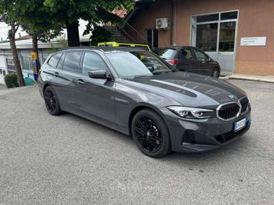 BMW Serie 3 330d 330 330d Touring mhev 48V xdrive auto PELLE-WIDESCREEN-SERBATOIO MAGGIORATO Grigio usata Erba
