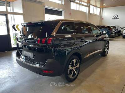 Peugeot 5008 5008 II 2016 1.5 bluehdi Allure s Nero usata Verona
