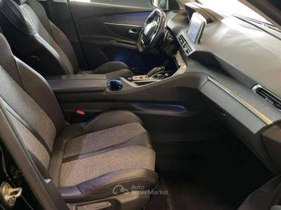 Peugeot 5008 5008 II 2016 1.5 bluehdi Allure s Nero usata Verona