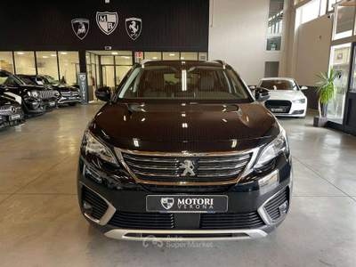 Peugeot 5008 5008 II 2016 1.5 bluehdi Allure s Nero usata Verona