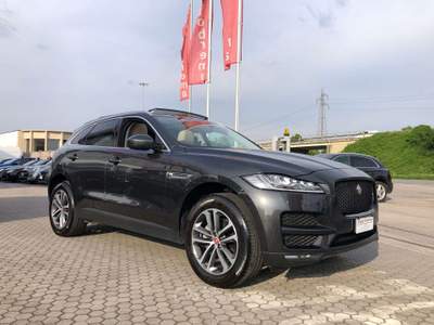 Jaguar F-Pace F-Pace 2015 2.0d Prestige awd 180cv auto Nero usata Rezzato