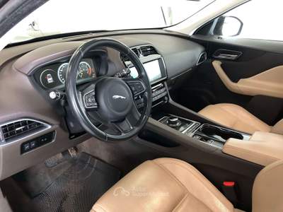 Jaguar F-Pace F-Pace 2015 2.0d Prestige awd 180cv auto Nero usata Rezzato