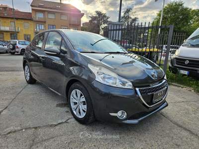 Peugeot 208 1.2 PureTech 82cv Allure Grigio usata Torino