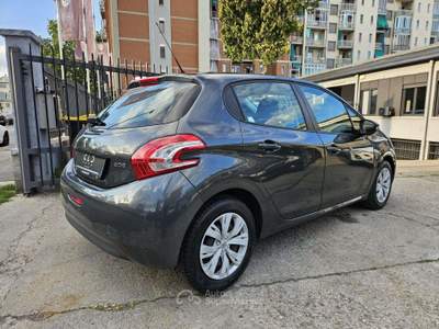 Peugeot 208 1.2 PureTech 82cv Allure Grigio usata Torino