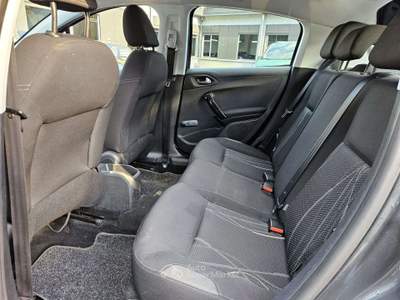 Peugeot 208 1.2 PureTech 82cv Allure Grigio usata Torino
