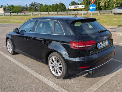 Audi A3 Unico proprietario-paddle shift,sensori ant.post.,cruise control Nero usata Ovada