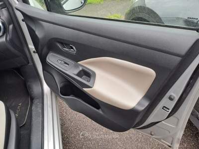 Nissan Micra AUTO CON 71000 KM PARI AL NUOVO UNICO PROPRIETARIO Argento usata Molfetta