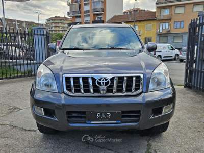 Toyota Land Cruiser Land Cruiser  5p 3.0 d4-d auto Grigio usata Torino