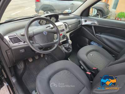 Lancia Ypsilon Ypsilon 1.2 8v Unyca Nero usata vicenza