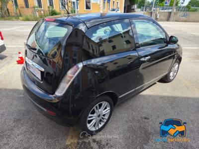 Lancia Ypsilon Ypsilon 1.2 8v Unyca Nero usata vicenza