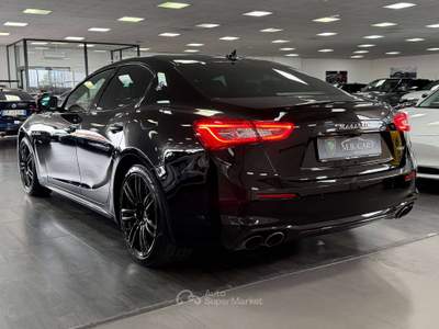 Maserati Ghibli Ghibli 3.0 V6 bt Granlusso 350cv auto Nero usata Gaglianico