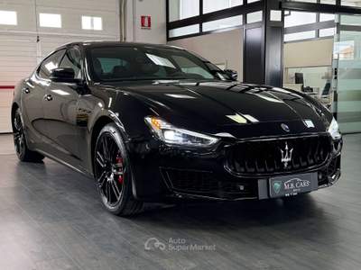 Maserati Ghibli Ghibli 3.0 V6 bt Granlusso 350cv auto Nero usata Gaglianico