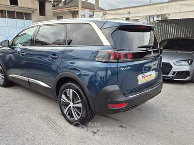 Peugeot 5008 S&S EAT8 Allure Pack Blu/Azzurro usata Sant'Egidio del Monte Albino