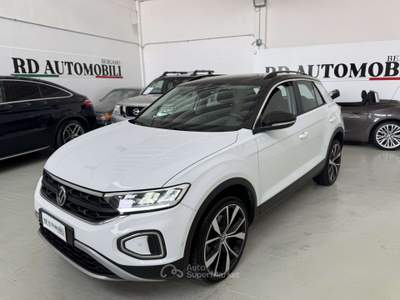 Volkswagen T-Roc 2.0 tdi Life 150CV DSG CERCHI DA 19 ORIGINALI GOMME NUOVE Bianco usata Ciserano