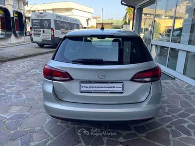 Opel Astra Sports Tourer 1.5 cdti Business Elegance s&s AT9 122CV BELLISSIMA Argento usata Cesano Maderno