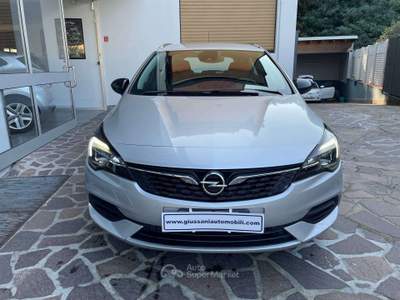 Opel Astra Sports Tourer 1.5 cdti Business Elegance s&s AT9 122CV BELLISSIMA Argento usata Cesano Maderno