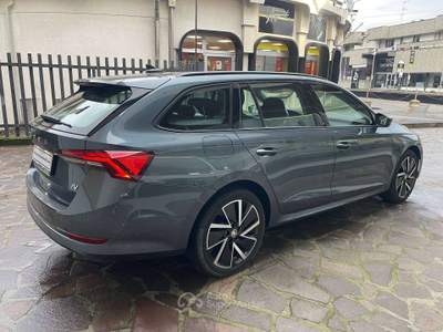 Skoda Octavia Wagon 1.4 tsi phev Executive dsg UNICO PROPRIETARIO BELLISSIMA Grigio usata Cesano Maderno