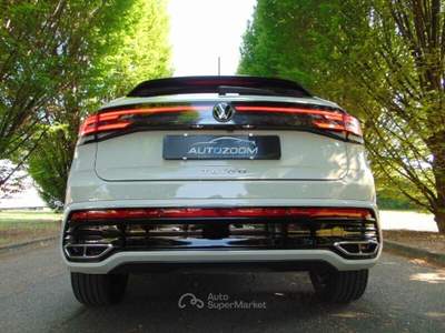 Volkswagen Taigo Taigo 1.0 TSI 110 CV DSG R-Line Grigio usata Sant'Ilario d'Enza