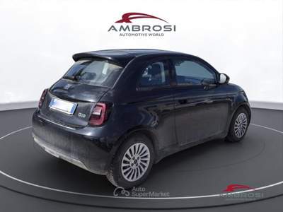 Fiat 500 500e 42 kWh Nero usata Corciano
