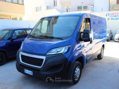 Peugeot Boxer 330 2.2 BlueHDi 140 S&S PC-TN Furgone Blu/Azzurro usata Trapani