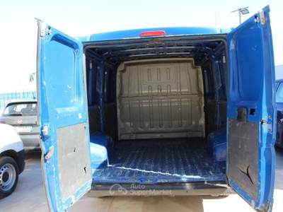 Peugeot Boxer 330 2.2 BlueHDi 140 S&S PC-TN Furgone Blu/Azzurro usata Trapani