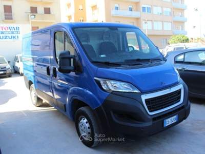 Peugeot Boxer 330 2.2 BlueHDi 140 S&S PC-TN Furgone Blu/Azzurro usata Trapani