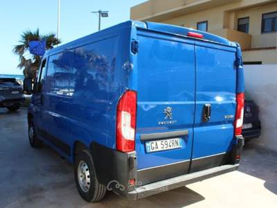 Peugeot Boxer 330 2.2 BlueHDi 140 S&S PC-TN Furgone Blu/Azzurro usata Trapani