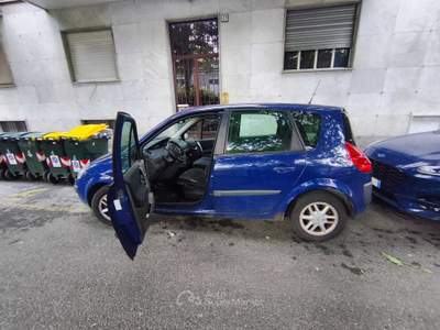 Renault Scénic impianto gpl bloccato a benzina e ok Blu/Azzurro usata torino