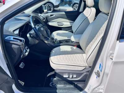 Ford Kuga 2.0 TDCI 150 CV S&S 4WD Powershift Vignale Bianco usata Pieve di Soligo
