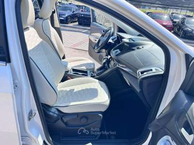 Ford Kuga 2.0 TDCI 150 CV S&S 4WD Powershift Vignale Bianco usata Pieve di Soligo
