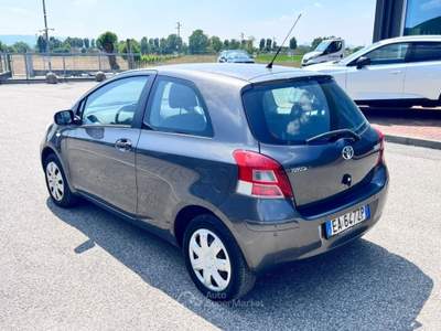 Toyota Yaris 1.0 3 porte / Grandinata Grigio usata Pieve di Soligo