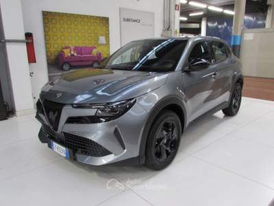Alfa Romeo Junior 1.2 Hybrid 145cv eDCT6 Km.13.450 Grigio usata Rho