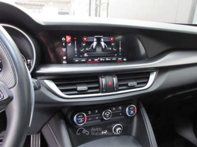 Alfa Romeo Stelvio 2.2 Turbodiesel 210 CV AT8 Q4 Veloce km.38.750 Grigio usata Rho