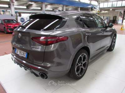 Alfa Romeo Stelvio 2.2 Turbodiesel 210 CV AT8 Q4 Veloce km.38.750 Grigio usata Rho