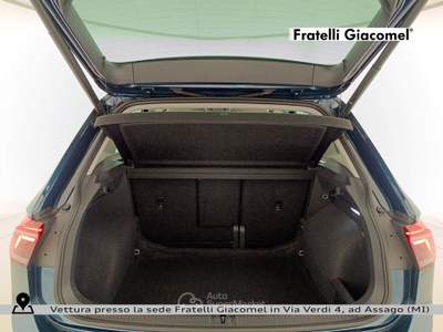 Volkswagen Tiguan 1.5 tsi elegance 150cv dsg Blu/Azzurro usata Assago