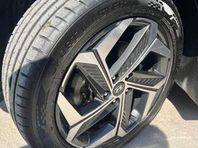 Hyundai Tucson Mild hybrid come nuova qualsiasi prova usata Quarto