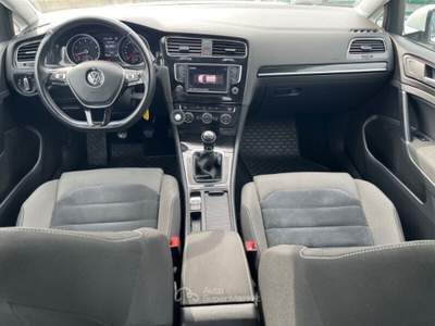 Volkswagen Golf Golf 1.4 TSI 125 CV 5p. Highline BlueMotion Technology Bianco usata Montecatini-Terme