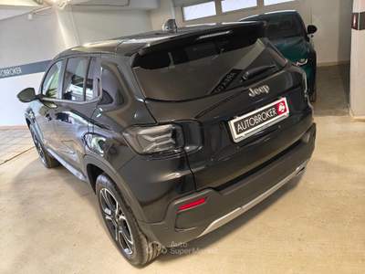Jeep Avenger Avenger 1.2 Turbo 100 CV Summit Nero usata RENDE