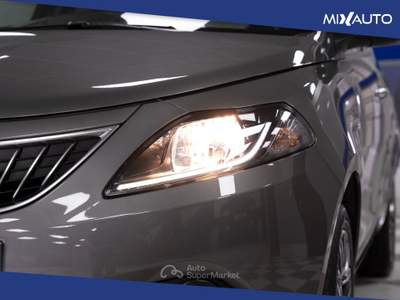 Lancia Ypsilon 1.0 Firefly Hybrid Gold Plus 70CV 5 Porte Grigio usata Latina