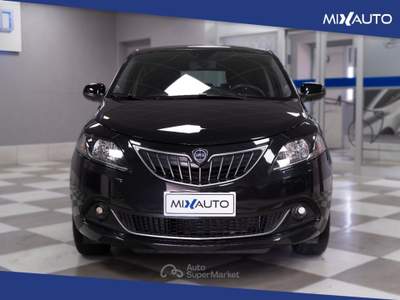 Lancia Ypsilon 1.0 Firefly Hybrid Gold Plus 70CV 5 Porte Nero usata Latina
