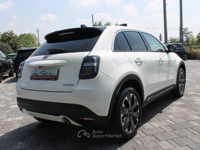 Fiat 600 Hybrid 110 CV DCT MHEV La Prima Bianco usata Trebaseleghe