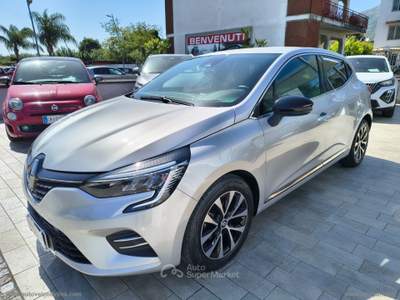 Renault Clio Clio TCe 100 CV GPL Techno Grigio usata Somma Vesuviana