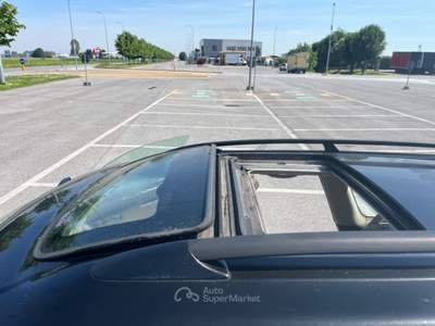 Subaru Outback carrozzeria dannegggiata cine da foto ma non danni gravi  Nero usata Centallo