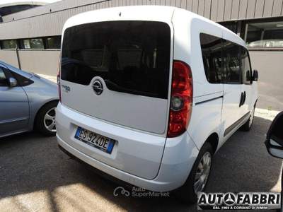 Opel Combo OPEL - Combo 1.4 BI FUEL GPL CLIMATIC 5 POSTI  Bianco usata CORIANO