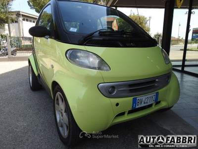 Smart ForTwo SMART - Fortwo AUTOMAT+ SEQ. CLIMAT C.LEGA  Giallo usata CORIANO