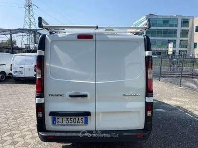 Renault Trafic L1H1 T27 DCI 120 CV 4P Bianco usata Carobbio degli Angeli